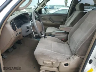 2004 Toyota Sequoia SR5 with VIN 5TDZT34A04S215352, listed as a Copart auction lot 49718005 with 275,765 mi miles and Salvage Title. Bid and sale history available at carsss.com. Image 7.