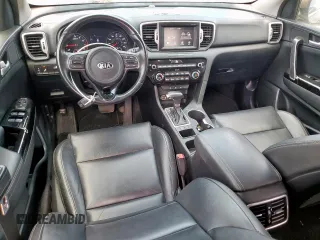 2018 Kia Sportage EX z VIN KNDPN3AC9J7359821, wystawiony jako Copart lot #60549715 z przebiegiem 88 601 mil mil oraz Czysty tytuł • Clean title. Historia ofert i sprzedaży dostępna na DreamBid. Obrazek 8.