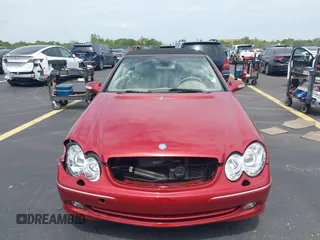 2005 Mercedes-Benz CLK 320 z VIN WDBTK65G05T040423, wystawiony jako IAAI lot #42645524 z przebiegiem 87 894 mil mil oraz . Historia ofert i sprzedaży dostępna na DreamBid. Obrazek 12.