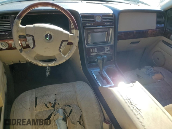 2005 Lincoln Navigator Luxury z VIN 5LMFU27595LJ12256, wystawiony jako Copart lot #88233365 z przebiegiem Nie podano mil oraz Szkoda całkowita • Salvage title. Historia ofert i sprzedaży dostępna na DreamBid. Obrazek 8.