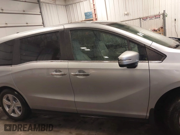 2018 Honda Odyssey EX-L with VIN 5FNRL6H74JB102004, listed as a IAAI auction lot 41724551 with 85,083 mi miles and . Bid and sale history available at DreamBid. Image 14.
