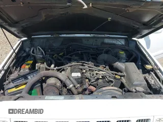 2001 Jeep Cherokee Sport with VIN 1J4FT48S71L503551, listed as a IAAI auction lot 42660835 with Not provided miles and . Bid and sale history available at DreamBid. Image 10.