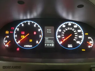 2007 Hyundai Azera SE with VIN KMHFC46F07A237060, listed as a Copart auction lot 70282584 with 135,663 mi miles and Salvage Title. Bid and sale history available at carsss.com. Image 9.