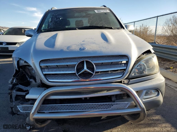 2005 Mercedes-Benz M-Class 3.7L with VIN 4JGAB57E05A522038, listed as a Copart auction lot 86013784 with 167,256 mi miles and Salvage Title. Bid and sale history available at carsss.com. Image 5.
