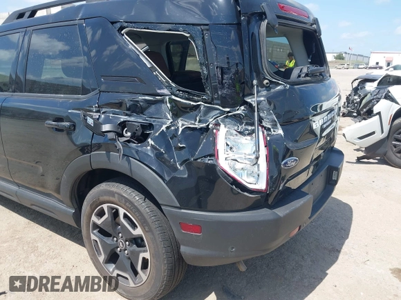 2022 Ford Bronco Sport Outer Banks с VIN 3FMCR9C62NRD42530, выставлен на аукционе IAAI как лот 42518059 с пробегом 29 249 миль миль и . История ставок и продаж доступна на DreamBid. Изображение 6.