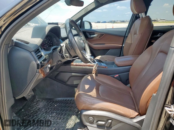 2017 Audi Q7 Prestige with VIN WA1VAAF79HD020632, listed as a Copart auction lot 60118155 with 144,250 mi miles and Salvage title. Bid and sale history available at DreamBid. Image 7.