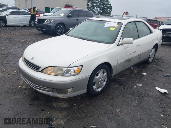 2001 Lexus ES 300 z VIN JT8BF28G410307451, wystawiony jako IAAI lot #42369871 z przebiegiem 290 620 mil mil oraz . Historia ofert i sprzedaży dostępna na DreamBid. Obrazek 17.