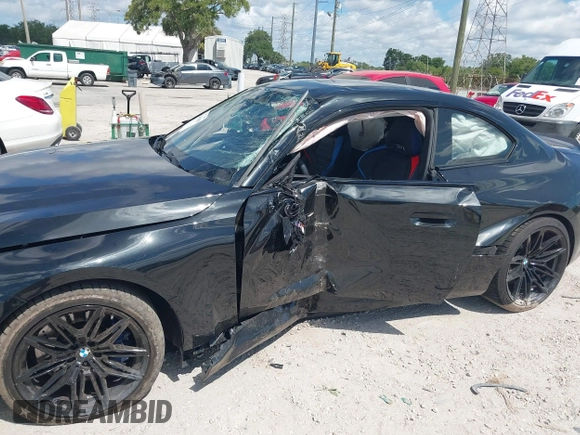 2024 BMW M2 z VIN 3MF13DM0XR8D99996, wystawiony jako IAAI lot #42042486 z przebiegiem 8120 mil mil oraz . Historia ofert i sprzedaży dostępna na DreamBid. Obrazek 6.