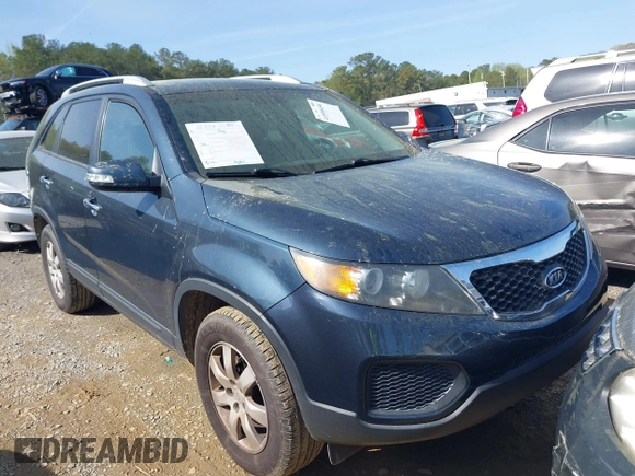 2011 Kia Sorento LX with VIN 5XYKT4A22BG123397, listed as a IAAI auction lot 41890456 with 173,669 mi miles. Bid and sale history available at carsss.com. Image 1.