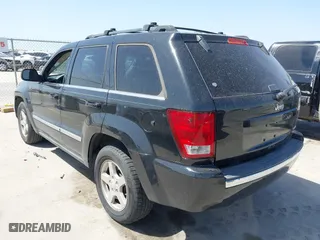 2005 Jeep Grand Cherokee Limited with VIN 1J4HS58N95C657759, listed as a IAAI auction lot 41830601 with 184,393 mi miles. Bid and sale history available at carsss.com. Image 3.