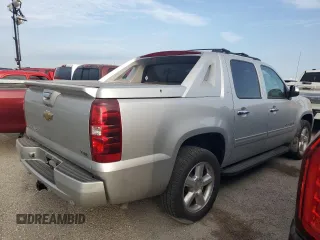 2011 Chevrolet Avalanche LT with VIN 3GNTKFE39BG212639, listed as a Copart auction lot 76450714 with 0 mi miles and Salvage Title. Bid and sale history available at carsss.com. Image 3.