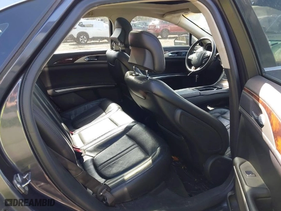 2013 Lincoln MKZ with VIN 3LN6L2G95DR808850, listed as a IAAI auction lot 41980262 with 1 mi miles. Bid and sale history available at carsss.com. Image 8.