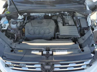 2020 Volkswagen Tiguan S with VIN 3VV1B7AX0LM037667, listed as a Copart auction lot 61649485 with 71,557 mi miles and Salvage title. Bid and sale history available at DreamBid. Image 12.