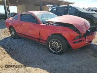 2007 Ford Mustang Deluxe z VIN 1ZVFT80N175200987, wystawiony jako Copart lot #50256835 z przebiegiem Nie podano mil oraz Szkoda całkowita • Salvage title. Historia ofert i sprzedaży dostępna na DreamBid. Obrazek 4.
