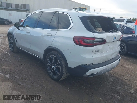 2022 BMW X5 sDrive40i with VIN 5UXCR4C05N9L80492, listed as a IAAI auction lot 41353938 with 58,468 mi miles. Bid and sale history available at carsss.com. Image 3.