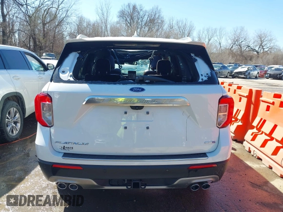 2020 Ford Explorer Platinum with VIN 1FM5K8HC5LGC29133, listed as a IAAI auction lot 41838272 with 41,425 mi miles. Bid and sale history available at carsss.com. Image 17.