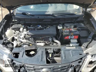 2018 Nissan Rogue SV z VIN 5N1AT2MV3JC716352, wystawiony jako Copart lot #56500795 z przebiegiem 58 160 mil mil oraz Szkoda całkowita • Salvage title. Historia ofert i sprzedaży dostępna na DreamBid. Obrazek 12.