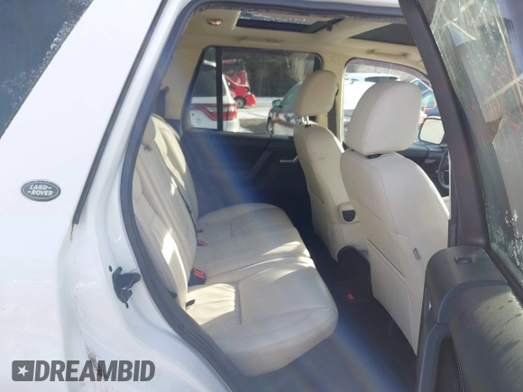 2015 Land Rover LR2 HSE Lux with VIN SALFT2BG9FH427624, listed as a IAAI auction lot 41340117 with 119,255 mi miles and . Bid and sale history available at DreamBid. Image 8.