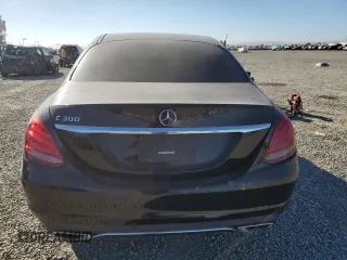 2018 Mercedes-Benz C 300 с VIN 55SWF4JBXJU255515, выставлен на аукционе Copart как лот 83793224 с пробегом 65 542 миль миль и Списание • Salvage title. История ставок и продаж доступна на DreamBid. Изображение 6.