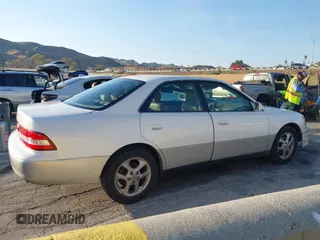 2001 Lexus ES with VIN JT8BF28G210299821, listed as a IAAI auction lot 41539064 with 248,063 mi miles. Bid and sale history available at carsss.com. Image 13.