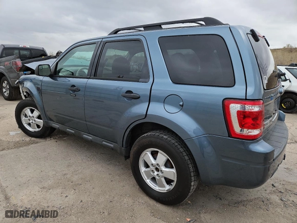 2011 Ford Escape XLT with VIN 1FMCU9DG1BKA07927, listed as a Copart auction lot 51690745 with 117,219 mi miles and Salvage Title. Bid and sale history available at carsss.com. Image 2.