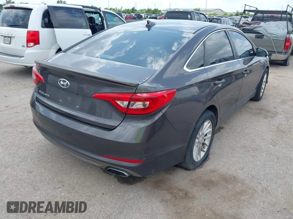 2016 Hyundai Sonata SE with VIN 5NPE24AF8GH318956, listed as a IAAI auction lot 42066232 with 193,088 mi miles and . Bid and sale history available at DreamBid. Image 4.