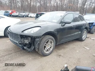 2018 Porsche Macan with VIN WP1AA2A59JLB20286, listed as a IAAI auction lot 41286270 with 64,664 mi miles. Bid and sale history available at carsss.com. Image 17.