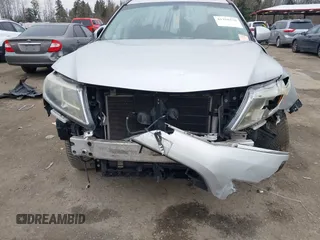 2014 Nissan Pathfinder Platinum Hybrid with VIN 5N1CR2MM3EC637333, listed as a IAAI auction lot 41355370 with 122,821 mi miles. Bid and sale history available at carsss.com. Image 6.