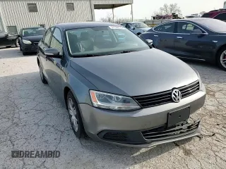 2011 Volkswagen Jetta SE z VIN 3VWDZ7AJ8BM369256, wystawiony jako Copart lot #51139015 z przebiegiem 250 634 mil mil oraz Szkoda całkowita • Salvage title. Historia ofert i sprzedaży dostępna na DreamBid. Obrazek 10.