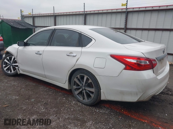 2016 Nissan Altima SR with VIN 1N4AL3AP7GC277879, listed as a IAAI auction lot 41523475 with 128,821 mi miles and . Bid and sale history available at carsss.com. Image 3.