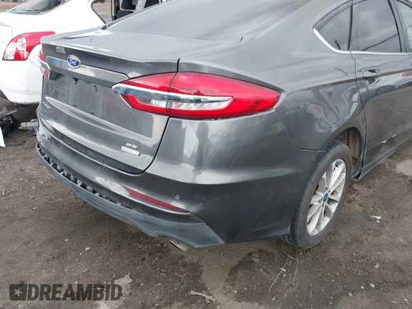 2019 Ford Fusion SE with VIN 3FA6P0HD3KR284679, listed as a IAAI auction lot 41925937 with 67,058 mi miles. Bid and sale history available at carsss.com. Image 19.