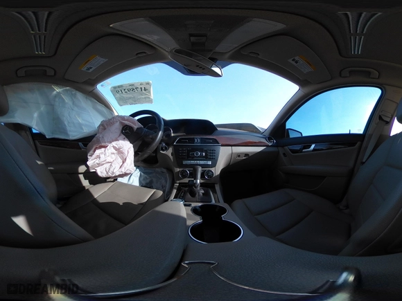 2014 Mercedes-Benz C-Class C 300 Sport with VIN WDDGF8ABXER319765, listed as a IAAI auction lot 41759219 with 117,637 mi miles. Bid and sale history available at carsss.com. Image 18.