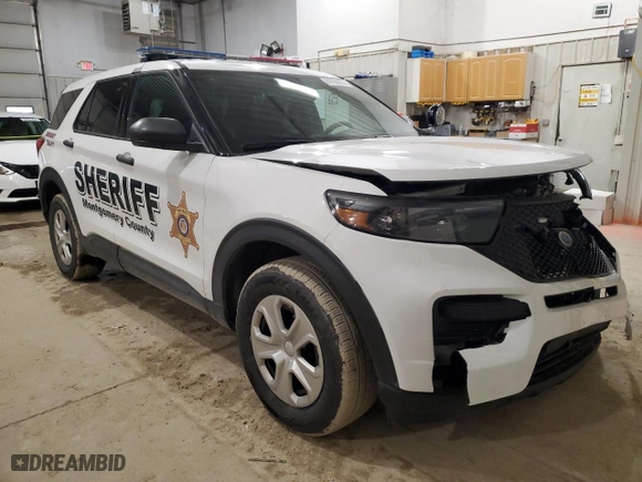 2024 Ford Police Interceptor Utility with VIN 1FM5K8AB7RGA02908, listed as a Copart auction lot 89098655 with 4,565 mi miles and Salvage Title. Bid and sale history available at carsss.com. Image 4.