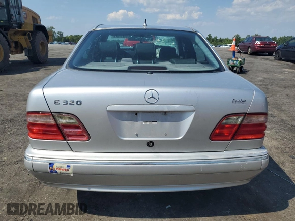 2002 Mercedes-Benz E-Class with VIN WDBJF65J12B393729, listed as a Copart auction lot 59722643 with 289,974 mi miles and Salvage Title. Bid and sale history available at carsss.com. Image 6.