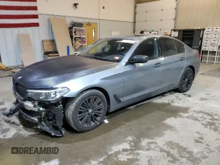 2019 BMW 5 Series 540i xDrive with VIN WBAJE7C55KWW05568, listed as a Copart auction lot 42807505 with 58,611 mi miles and Salvage Title. Bid and sale history available at carsss.com. Image 1.