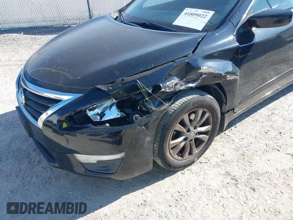 2015 Nissan Altima 2.5 SV with VIN 1N4AL3AP1FC222312, listed as a IAAI auction lot 41809022 with 162,771 mi miles. Bid and sale history available at carsss.com. Image 6.