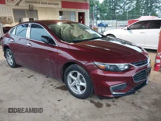 2016 Chevrolet Malibu LS z VIN 1G1ZB5ST9GF186580, wystawiony jako IAAI lot #42374016 z przebiegiem 132 455 mil mil oraz . Historia ofert i sprzedaży dostępna na DreamBid. Obrazek 1.