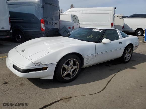 1994 Chevrolet Corvette with VIN 1G1YY22P0R5107401, listed as a Copart auction lot 45577645 with 66,662 mi miles and Salvage Title. Bid and sale history available at carsss.com. Image 1.