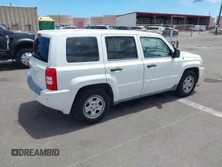 2008 Jeep Patriot Sport with VIN 1J8FT28038D647491, listed as a IAAI auction lot 42279472 with 164,527 mi miles and . Bid and sale history available at DreamBid. Image 4.