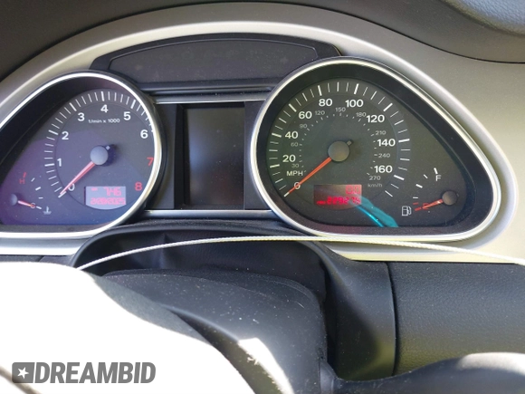 2008 Audi Q7 4.2L Premium with VIN WA1EV74L88D040698, listed as a IAAI auction lot 41824944 with 229,275 mi miles. Bid and sale history available at carsss.com. Image 7.