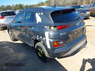 2020 Hyundai Kona Limited z VIN KM8K33A58LU414955, wystawiony jako IAAI lot #41626411 z przebiegiem 49 918 mil mil oraz . Historia ofert i sprzedaży dostępna na DreamBid. Obrazek 3.
