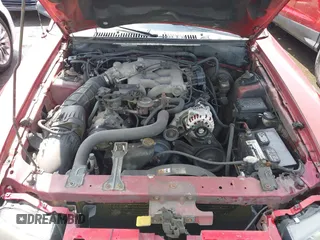 2002 Ford Mustang Standard z VIN 1FAFP40422F114992, wystawiony jako IAAI lot #40289505 z przebiegiem Nie podano mil oraz . Historia ofert i sprzedaży dostępna na DreamBid. Obrazek 10.