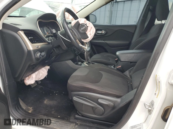 2015 Jeep Cherokee Latitude z VIN 1C4PJMCSXFW746980, wystawiony jako Copart lot #50666645 z przebiegiem 91 864 mil mil oraz Szkoda całkowita • Salvage title. Historia ofert i sprzedaży dostępna na DreamBid. Obrazek 7.