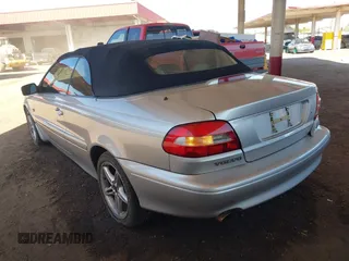 2000 Volvo C70 с VIN YV1NC56D7YJ009198, выставлен на аукционе IAAI как лот 42317839 с пробегом 87 641 миль миль и . История ставок и продаж доступна на DreamBid. Изображение 3.