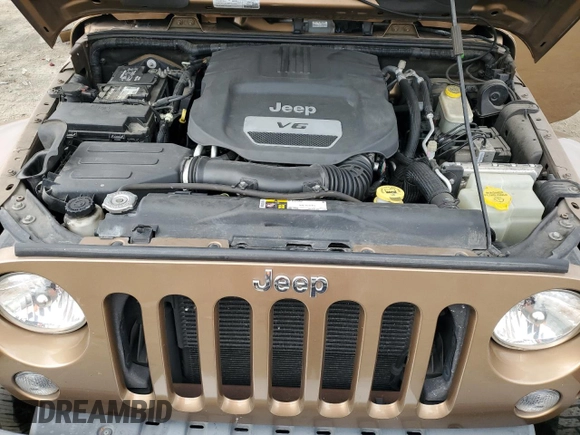 2015 Jeep Wrangler Unlimited Sahara z VIN 1C4BJWEG5FL645846, wystawiony jako Copart lot #53326855 z przebiegiem 122 510 mil mil oraz Szkoda całkowita • Salvage title. Historia ofert i sprzedaży dostępna na DreamBid. Obrazek 14.