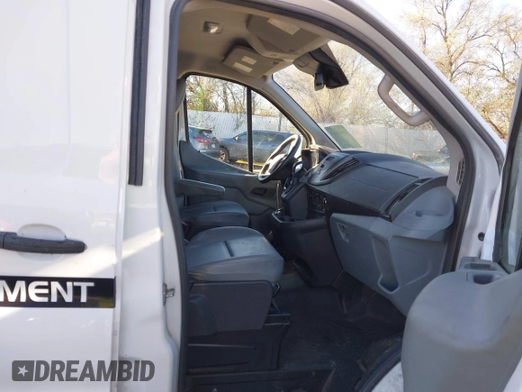 2019 Ford Transit with VIN 1FTYE1YM9KKB70785, listed as a IAAI auction lot 40818143 with 96,199 mi miles. Bid and sale history available at carsss.com. Image 5.
