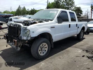 2006 Ford F-250 XL z VIN 1FTSW21Y06EC53161, wystawiony jako Copart lot #57668984 z przebiegiem Nie podano mil oraz Szkoda całkowita • Salvage title. Historia ofert i sprzedaży dostępna na DreamBid. Obrazek 1.