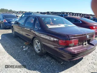 1996 Chevrolet Caprice Classic 1SA Special Value Pkg with VIN 1G1BL52P7TR146198, listed as a IAAI auction lot 41746994 with 1 mi miles. Bid and sale history available at carsss.com. Image 3.