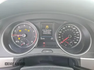 2019 Volkswagen Atlas SE z VIN 1V2XR2CA6KC608609, wystawiony jako Copart lot #50604625 z przebiegiem 56 778 mil mil oraz Szkoda całkowita • Salvage title. Historia ofert i sprzedaży dostępna na DreamBid. Obrazek 9.