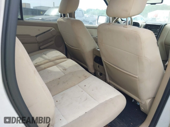 2010 Ford Explorer Sport Trac XLT z VIN 1FMEU3BE3AUA02528, wystawiony jako IAAI lot #41940283 z przebiegiem 96 049 mil mil oraz . Historia ofert i sprzedaży dostępna na DreamBid. Obrazek 8.
